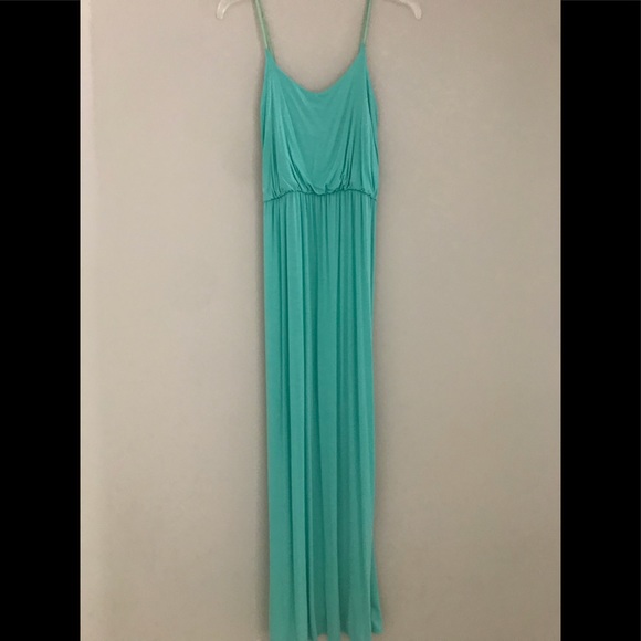 Maxi - Picture 1 of 7